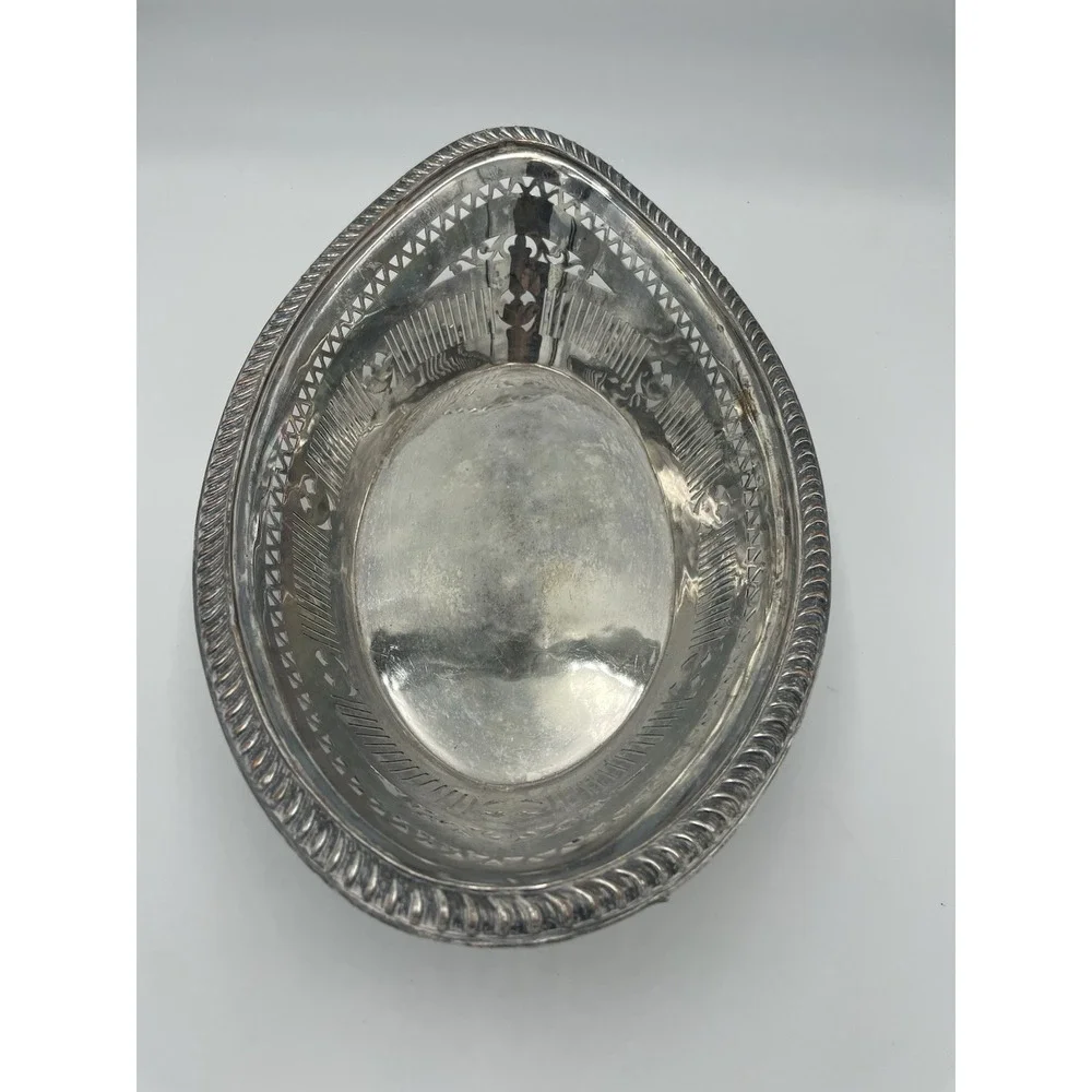 Vintage Silverplate Oval‎ Reticulated Bread Bowl Urn Motif